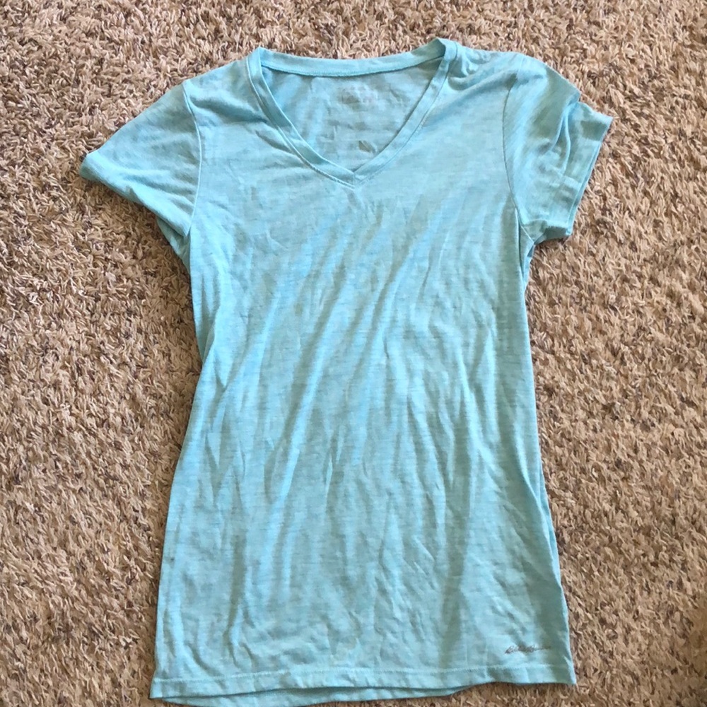 Eddie Bauer athletic v neck